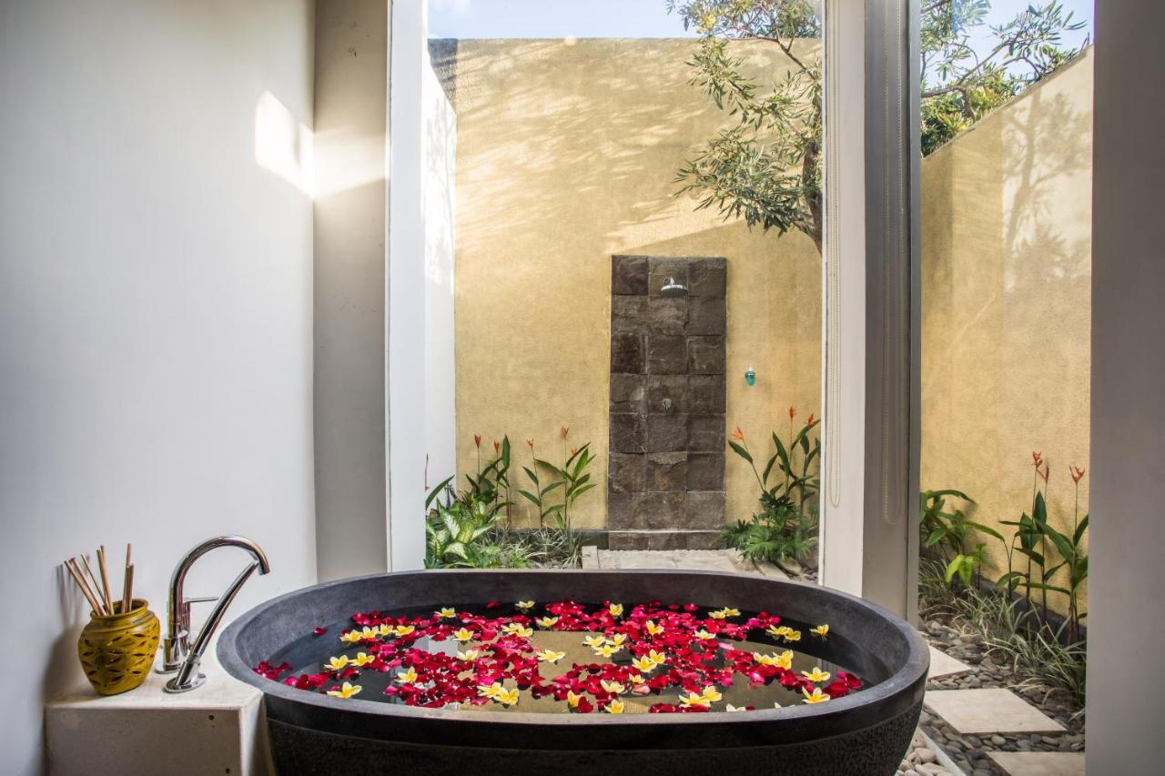 Casa Lalita Villa Seminyak  Ngoại thất bức ảnh