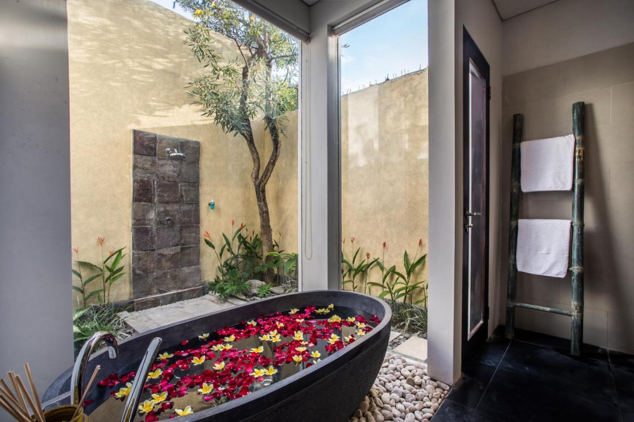 Casa Lalita Villa Seminyak  Ngoại thất bức ảnh